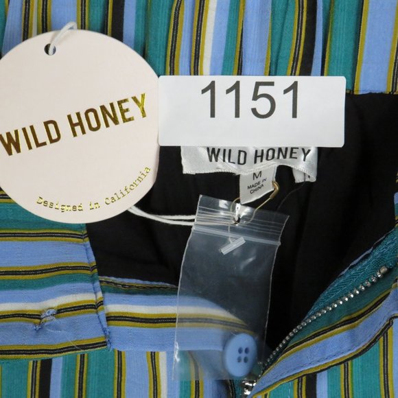 Wild Honey* Women's Elastic Waistband Button/Zipper Closure Lined Shorts~ Medium - Picture 5 of 11